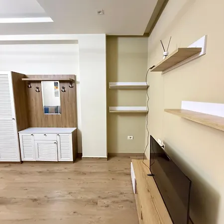 Condor Center Luxury 5th Floor Appartement *